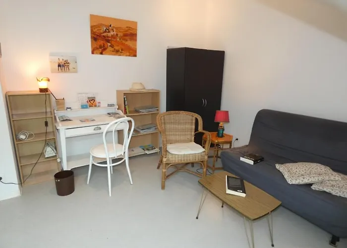 à Avec Balcon Et Animaux Acceptés - Fr-1-540-325 *